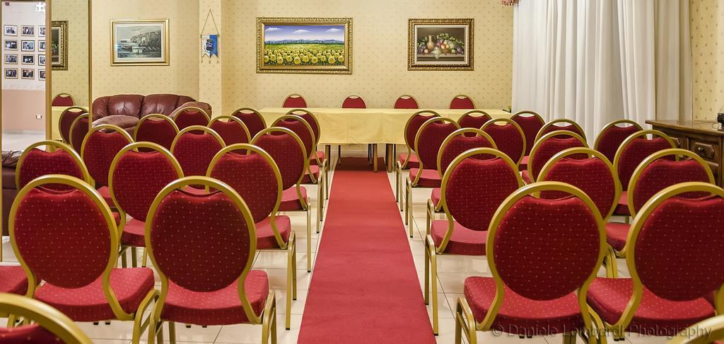 Hotel Sorriso Lucera Luaran gambar