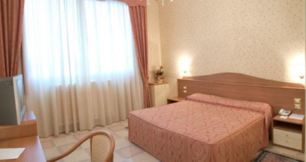 Hotel Sorriso Lucera Luaran gambar