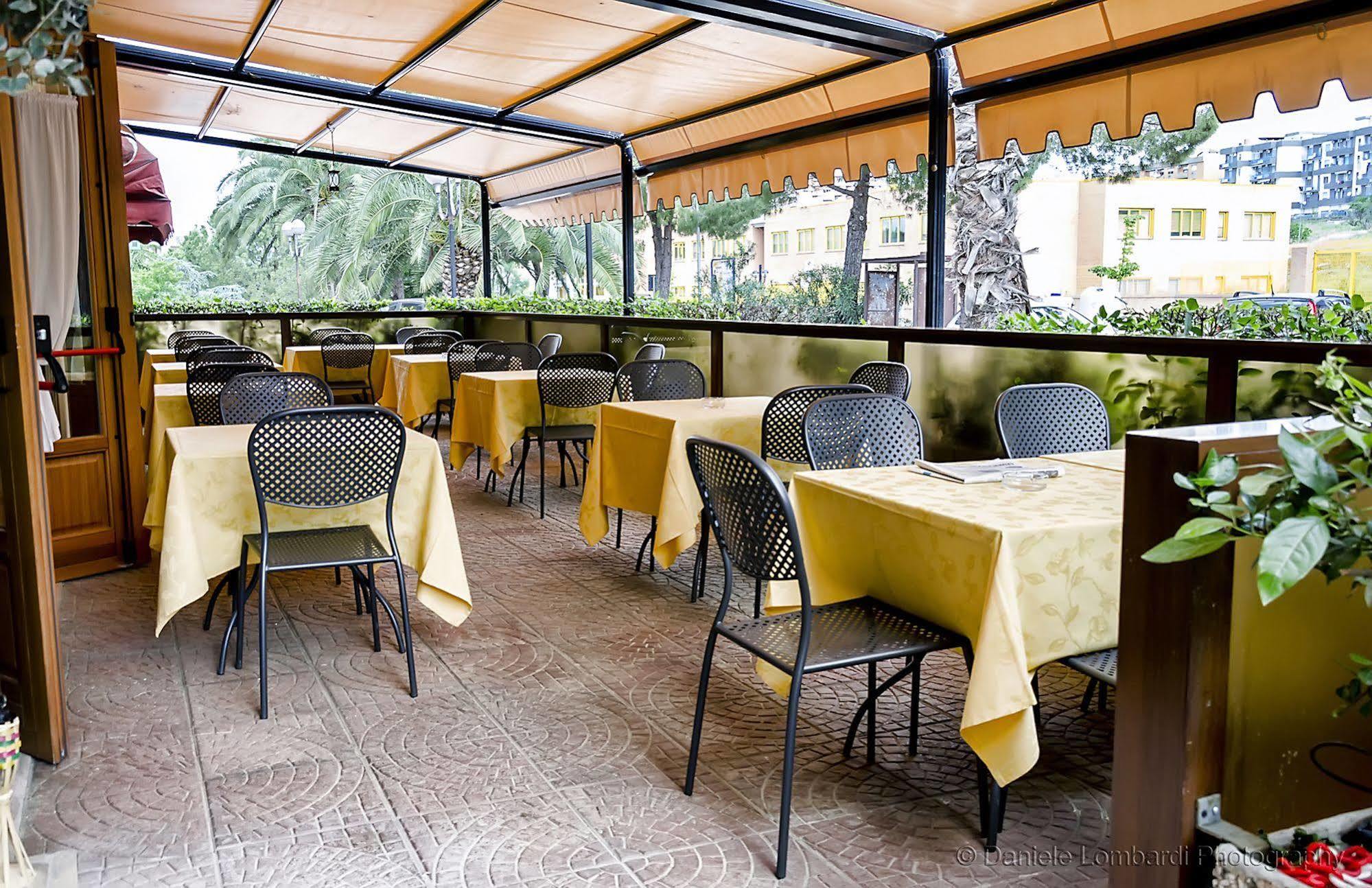 Hotel Sorriso Lucera Luaran gambar